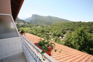 Twin Room with Mountain View