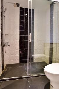 Phòng Gia Đình Giường Đôi (Family Double Room)