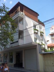 Apartment Center Tirana with Terrace