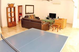 Izcalli Luxury Villa