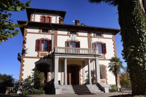 3 star hotell Villa Conte Riccardi Rocca D'Arazzo Itaalia