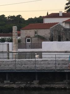 Casa da Azenha Castellvm