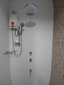 Bed and Bath Serviced Suites