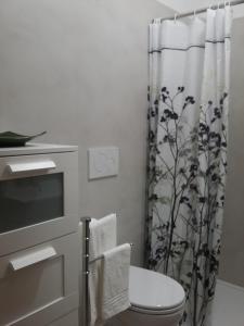 Two-Bedroom Apartment with Garden View
