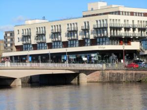 Bridge Street Apartments