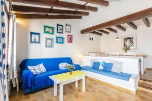 Blue Fisherman House 3 By homevillas360