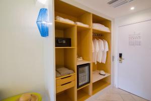 Double or Twin Room (2 Adults + 1 Child) room in Abora Catarina by Lopesan Hotels