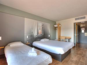 Hotels B&B HOTEL Villeneuve Loubet Village : Chambre Triple