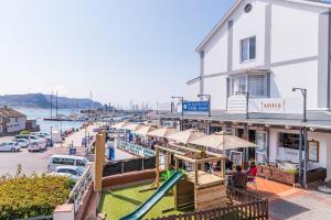 Simons Town Quayside Hotel