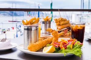 Simons Town Quayside Hotel