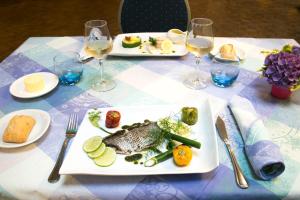 Hotels Hotel Restaurant De La Plage : photos des chambres