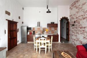 Caserío Leandro III