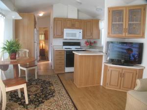 Arden Acres Executive Suites Cottages Holiday Park Caravan Park