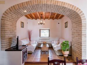 Villa in Benirr s with hot tub