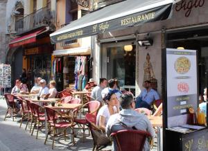 El Siglo hotel, 
Valencia, Spain.
The photo picture quality can be
variable. We apologize if the
quality is of an unacceptable
level.