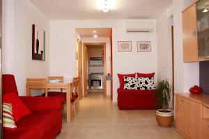 Apartamento junto al mar Los Marineros con acceso independiente por terraza