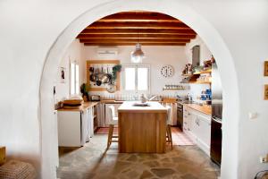 Aenaos Villa Tinos Tinos Greece