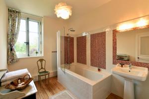 B&B / Chambres d'hotes Chateau le Quesnoy : photos des chambres