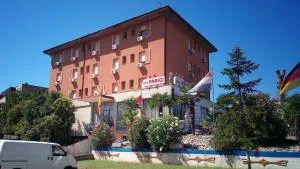 帕里吉酒店 - 圭尔福堡