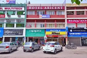 Hotel Aricent - Manī Mājra