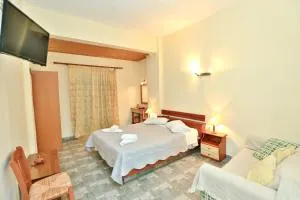 基克拉泽斯海滩公寓式酒店 - 普拉提伊亚洛斯西弗诺斯