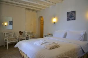 Kallisti Hotel Folegandros Greece