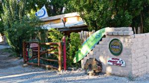 Rancho Lamaral Hostel & Camping