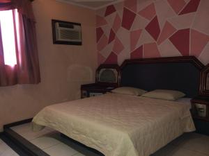 Hotel Free (Adult Only)