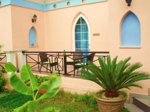 Family Apartment with Garden View room in Villa Pappas