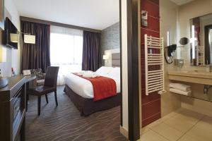 Hotels Kyriad Prestige Lyon Est - Saint Priest Eurexpo Hotel and SPA : Chambre Double - Non remboursable