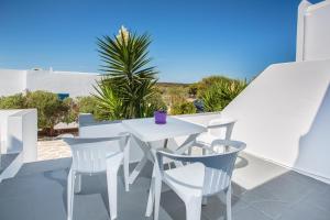 Fragos Apartments Paros Greece