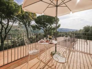 Baglio Fasana whole property