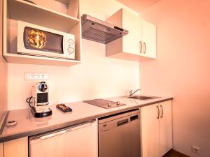 Aux bons amis - ParlementOrangerie