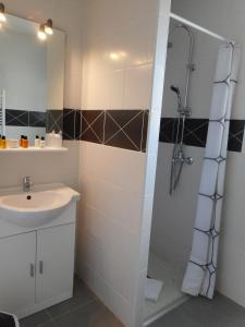 Villages vacances Park & Suites Village Gorges de l'Herault-Cevennes : Studio Double