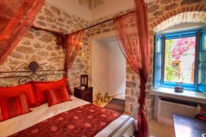 PortaDelMare deluxe suites Hydra Greece