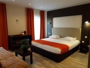 Hotels Hotel des Alpes : photos des chambres