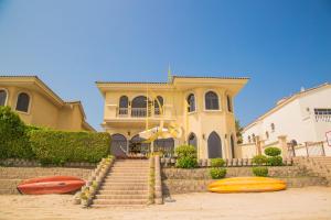 Ahlan Holiday Homes - Garden Home Beach Villa - image 1