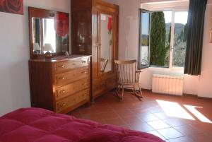 Two-Bedroom Apartment with Garden View
