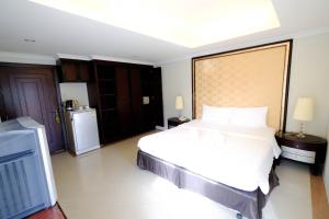 LK Metropole (Junior Wing)