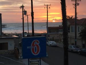 Motel 6 Pismo Beach - Pacific Ocean