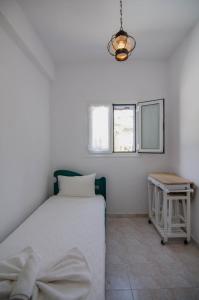 Hotel Delfini Ios Greece