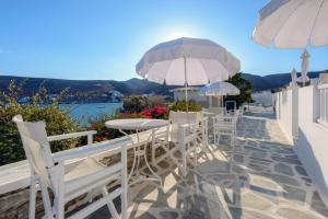 Vardia Bay Studios Folegandros Greece