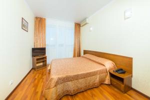 Double Room with Balcony room in Olimp Hotel