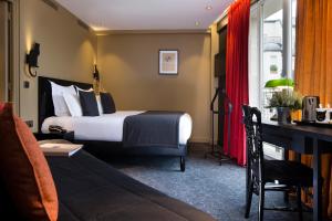 Deluxe Double or Twin Room room in Hotel Le Chat Noir