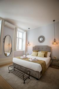 Porto Views & Wines by Porto City Hosts