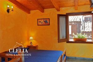 One-Bedroom House (2 Adults)