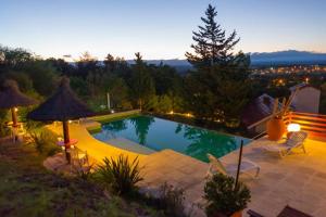 Posada del Halcón - Cabañas y Suites