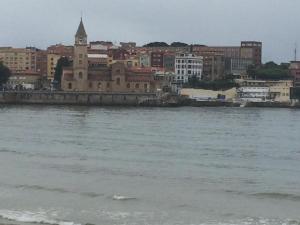 Living Gijon & Parking