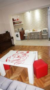 White Tiger in Center of Tbilisi