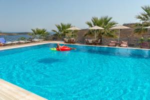 Sunrise Beach Suites Syros Greece